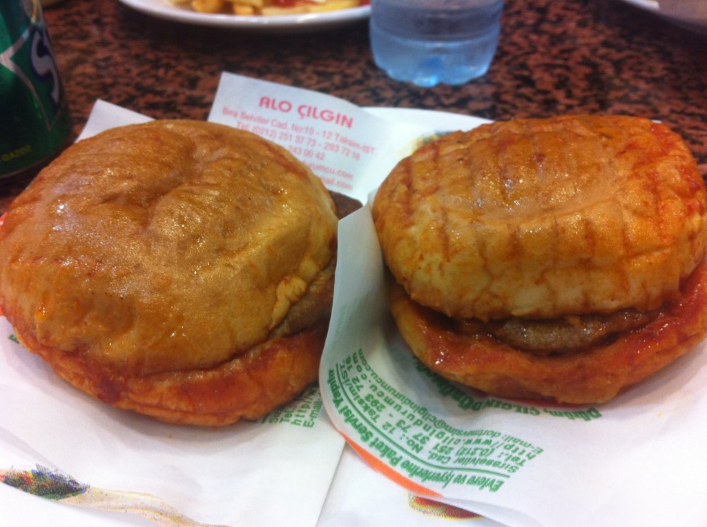 Islak Burger / Wet Burger, Istanbul