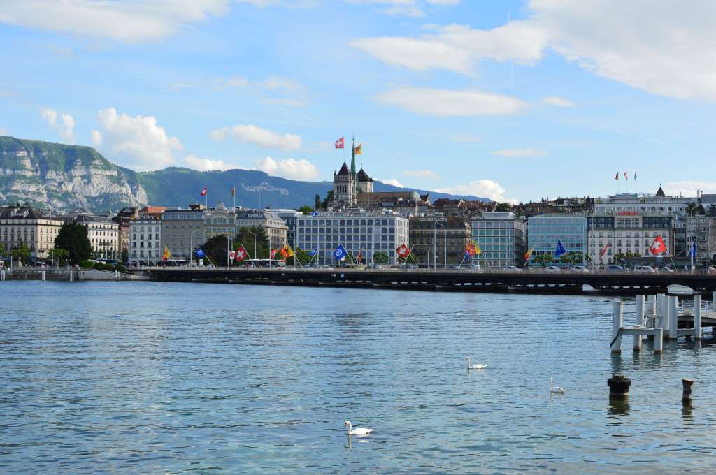 Pont Du Mont Blanc, Geneva, Switzerland (2)
