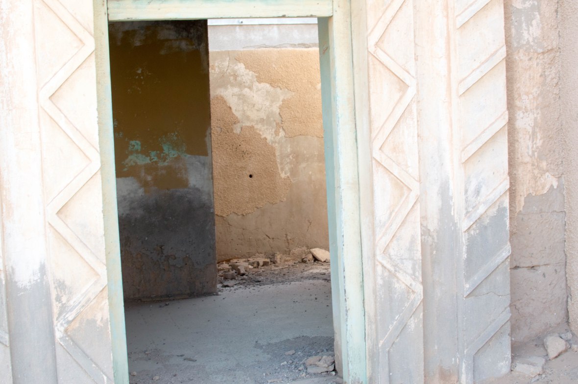 Looking In To A House, Abandoned City, Al Jazirat Al Hamra, Ras Al Khaimah, UAE