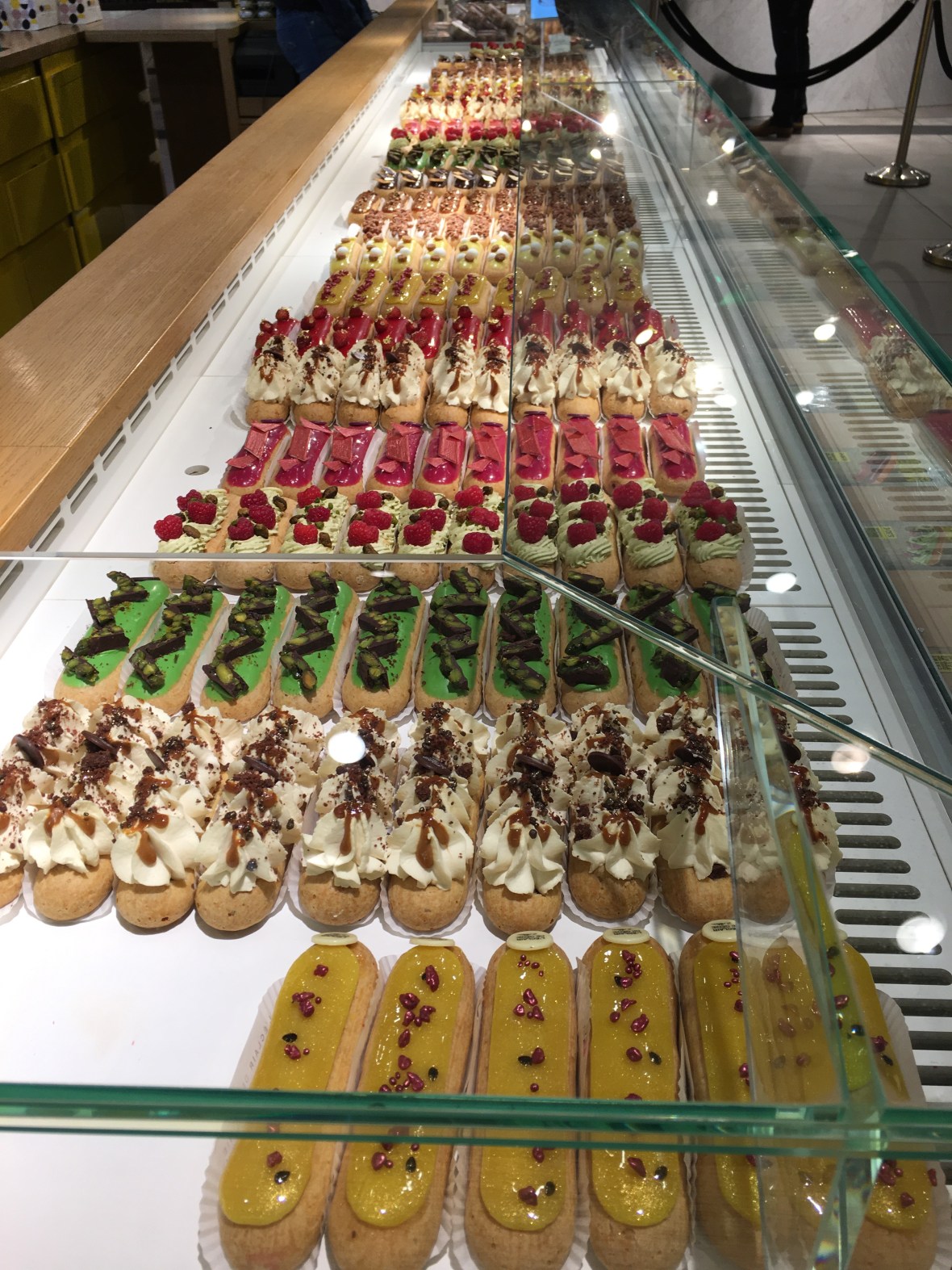 Eclairs, L’Eclair de Génie, Galeries Lafayette, Paris, France
