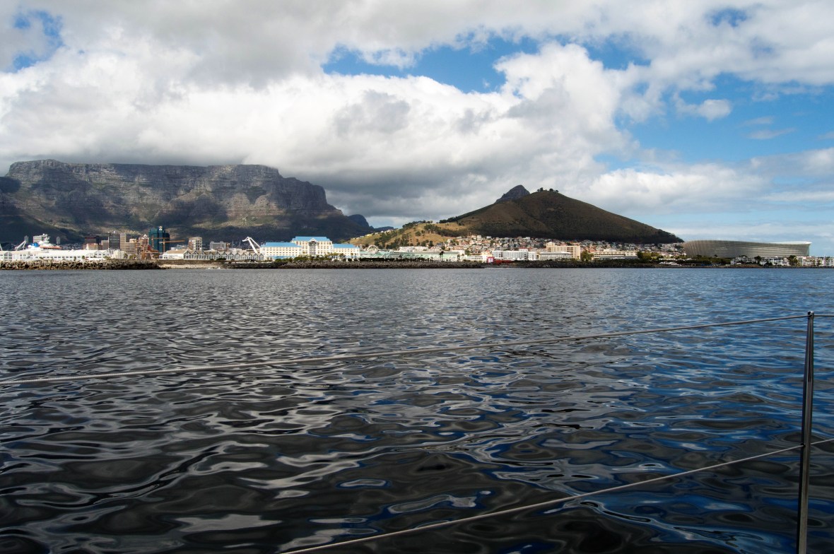 harbour-boat-tour-cape-town-south-africa