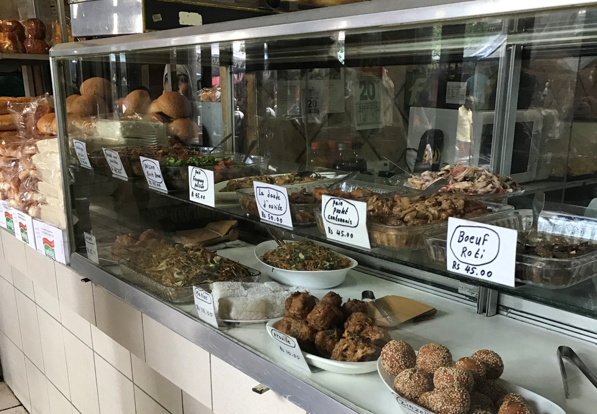 food-market-central-market-port-louis-mauritius