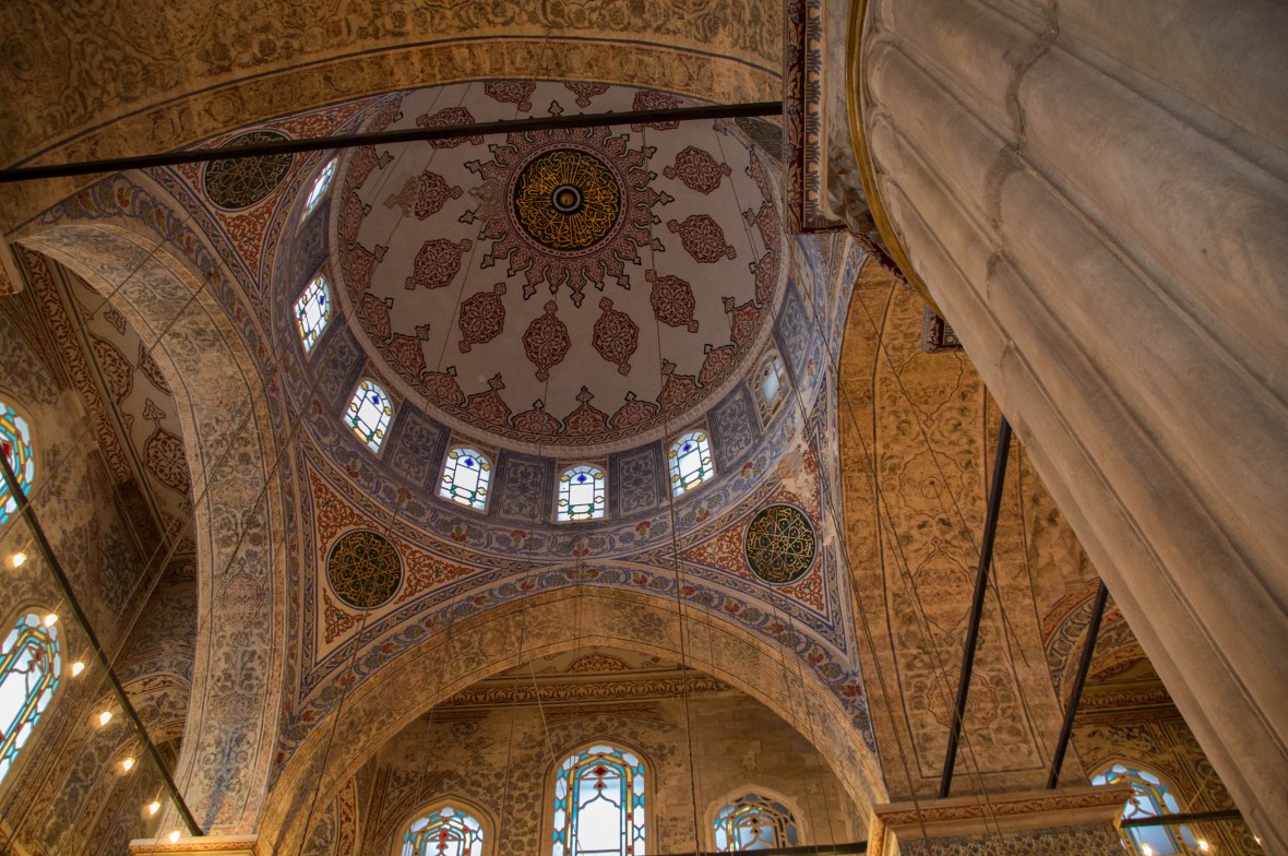 ceiling-blue-mosque-istanbul-turkey