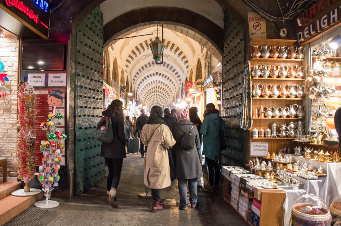 egyptian-bazaar-misir-carsisi-istanbul-turkey