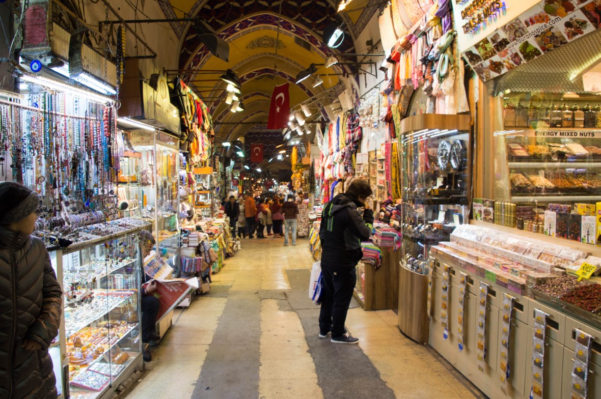 exploring-grand-bazaar-istanbul-turkey