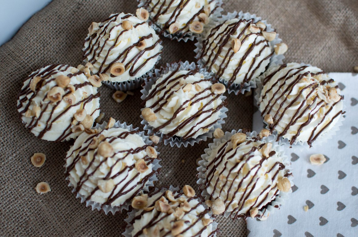 hazelnut-and-chocolate-cupcakes-kays-kitchen