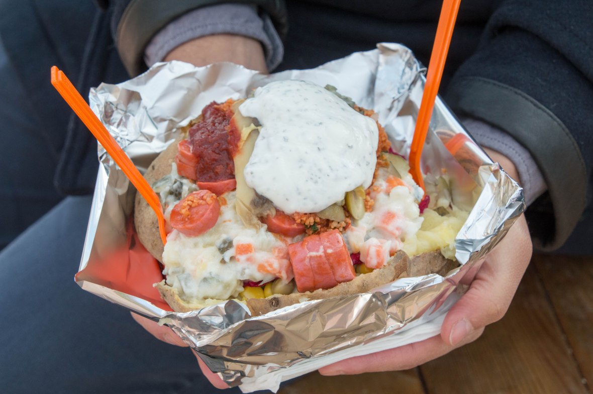 kumpir-ortakoy-istanbul-turkey