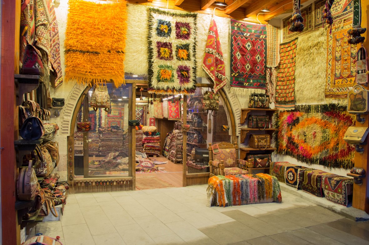rug-shop-cappadocia-turkey
