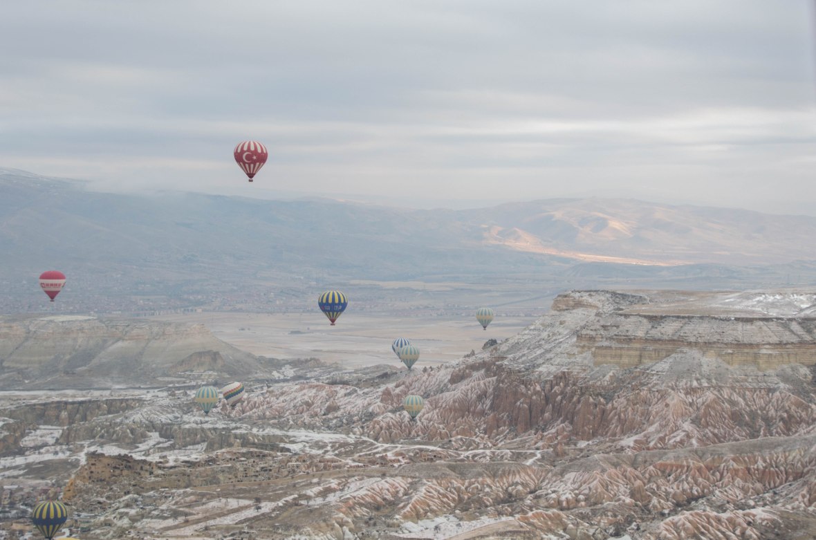 sunrise-hot-air-balloons-capadoccia-turkey
