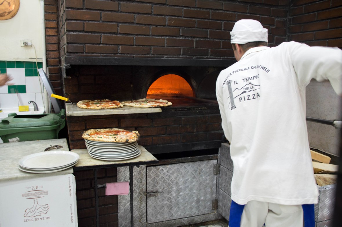 Woodfire Oven, L'Antica Pizzeria da Michele, Naples, Italy