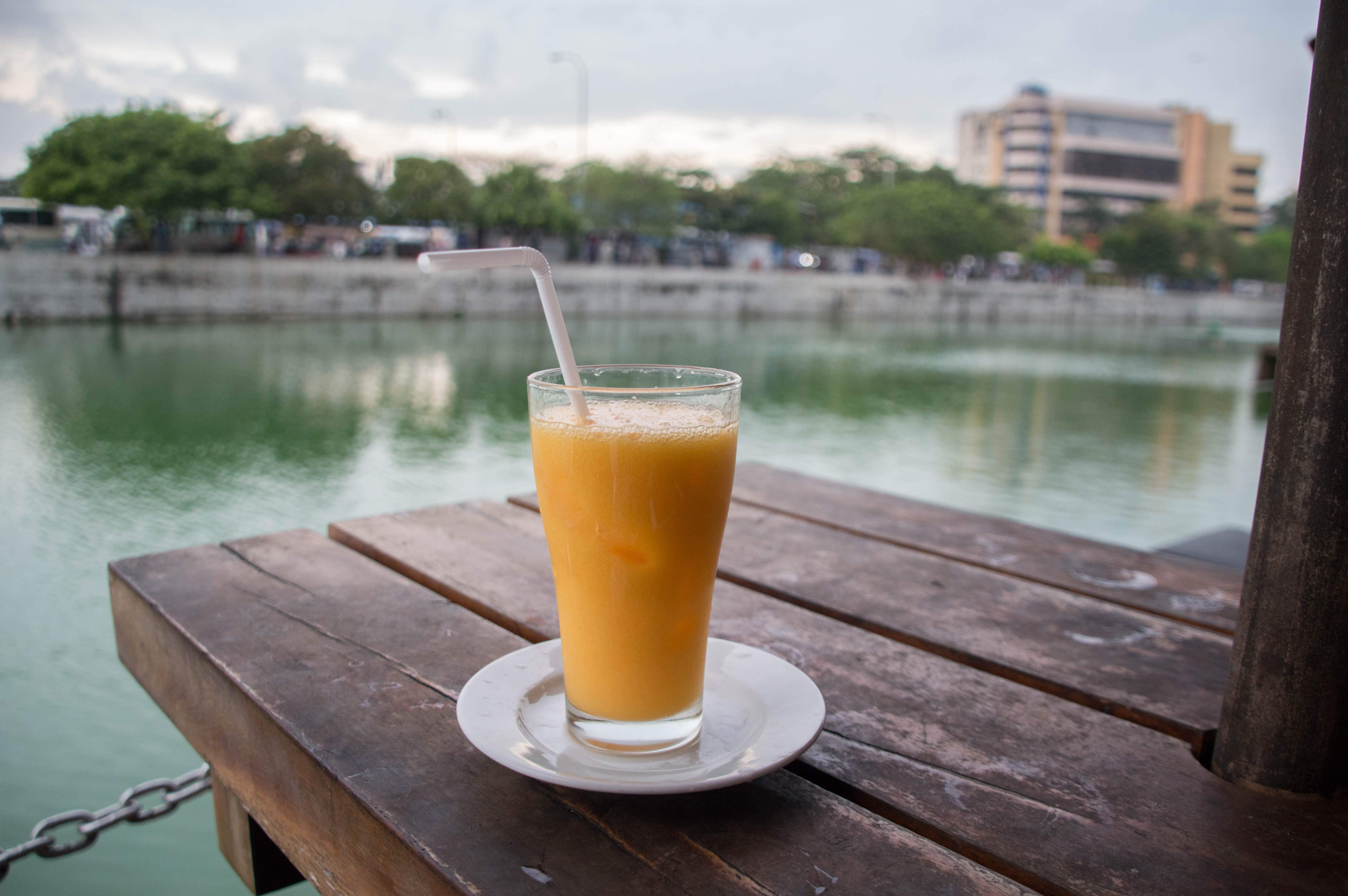 Mango Juice, Pettah Floating Market, Colombo, Sri Lanka