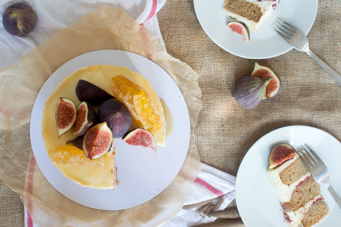 Autumnal Spiced Fig And Honeycomb Cake - Kay's Kitchen