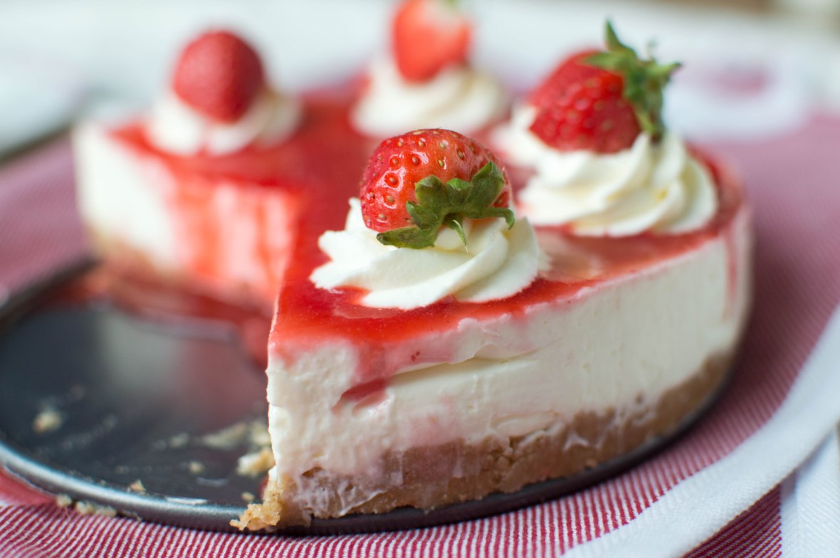 Strawberries And Cream Cheesecake - Kay's Kitchen