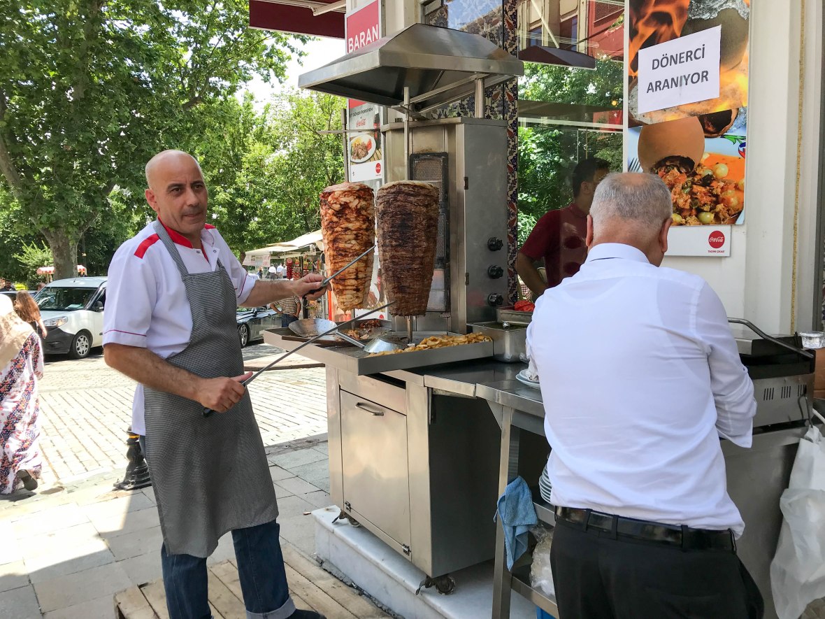 doner kebab, street food, sultanahmet, istanbul, turkey