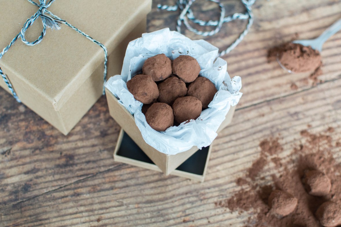 Dark Chocolate Truffles Recipe - Kay's Kitchen