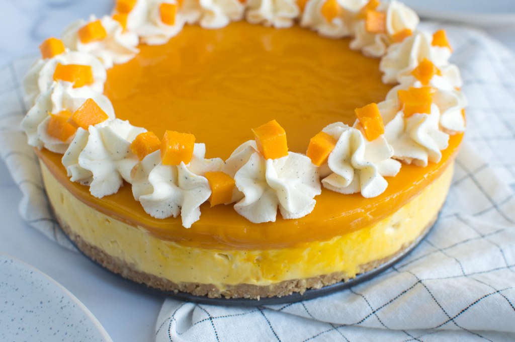 Alphonso Mango And Vanilla Bean Cheesecake - Kay's Kitchen